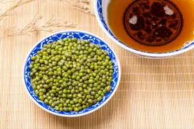 “消暑利器”绿豆汤会变红竟是因为……图片