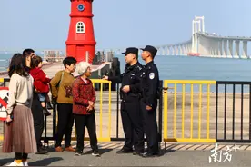 “旅游警务”守护海岛平安，春节期间汕头南澳岛吸引游客逾57万人次图片