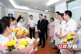 湖南省卫生健康委领导到湖南省肿瘤医院慰问护理工作者图片