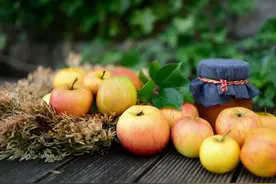 经常吃“打蜡”的水果对身体有害吗？有这种表现的“蜡”，真的要警惕~图片