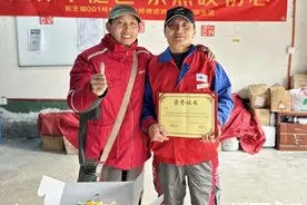 快递员“干到退休”，职业认同感延续中国物流行业速度与温情图片