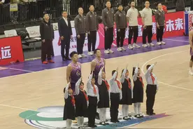 北控队主场轻取四川 常规赛两连胜图片