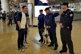 北京警方升级优化管理服务措施，应对“五一”小长假返程高峰图片