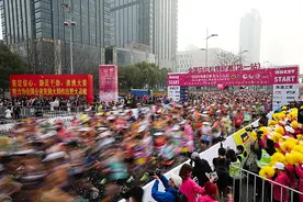 一年三破全国纪录 多项赛事刷新PB  中国马拉松跑进春天图片
