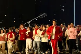 回访春晚武汉分会场演员：在节目中找到自己满心自豪，是一生中最宝贵的经历图片