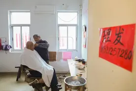 这家藏在金山乡村的理发店，保留着传统的老底子理发手艺图片