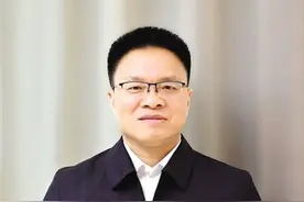 王志平代表：把风沙“防护服”打造得更加厚实图片