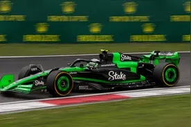 F1中国大奖赛：维斯塔潘冲刺赛问鼎 夺正赛杆位图片
