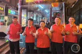 宠粉继续！重庆开通假日夜间快线1号线 从小苑站到小什字站滚动发车图片