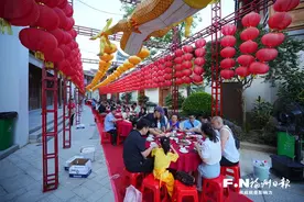 闽越水镇推出暑期“江湖奇妙夜”活动 开心做“半旦”欢乐赏民俗图片