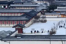 加热道路助韩国民众冬季平安出行图片