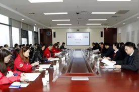 香港护士协会一行到河南中医一附院参观交流图片