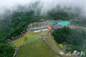 夷陵：“民宿+度假” 废弃矿场变身旅游区图片