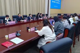 2025年贵阳贵安樱花季：绿色出行乐享春日盛宴图片