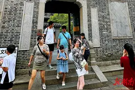 走进贾谊故居 感受湖湘文化图片