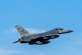俄媒：乌军使用F-16战机困难重重图片