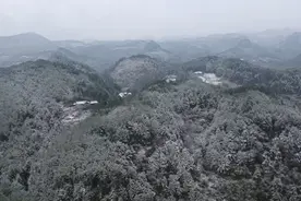 如诗如画！曾家山、光雾山迎来今冬第一场雪图片