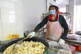 舌尖上的年味，东莞寮步传统年味小吃开炉制作图片