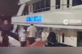 “令人意外”！外媒：美国说唱歌手“侃爷”坎耶·韦斯特正在莫斯科进行私人访问图片