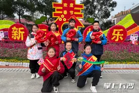 小小讲解员声启“橘洲·红”，累计服务游客22000余人次图片