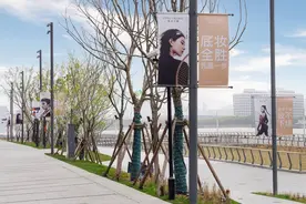 雅诗兰黛“24小时持妆”营销遇冷：创新乏力与渠道混乱下的品牌困局图片