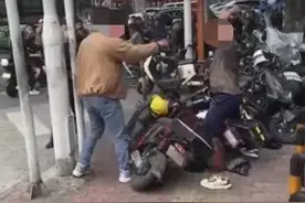广州一地铁站出口发生砍人事件？警方回应图片