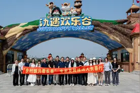 乡村振兴看长春，鲜花盛开的马鞍山村图片