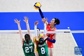 世界女排联赛丨朱婷首发贡献6分 中国女排3:0胜保加利亚女排图片