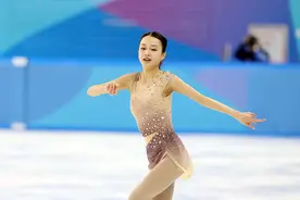 中国花滑要在低谷中奋起直追图片