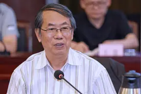 陈平原：用拍纪录片的方法拍文献片，用做学问的办法推敲脚本视频封面