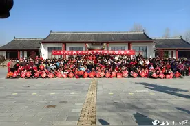 1050张，幸福定格！这里村村都有“全家福”图片