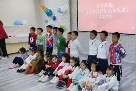 当“老杨树”遇上“小树苗”……图片