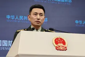 美首批M1A2T主战坦克运抵台湾，国防部回应图片
