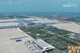 快递物流“一日达全国，隔夜达全球” 中部地区“空中出海口”加速打开图片