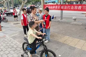 秦都区古渡街道：“小小宣传员”发挥普法大作用图片
