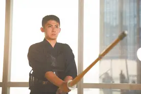 “举起五星红旗那一刻，我非常自豪”——记中国剑道队首位台湾队员苏郁程图片