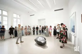 看余友涵、杨福东等当代艺术家的外滩“神游”图片