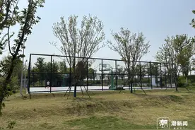 一直免费的篮球场为啥突然开始收费？杭州市民的疑惑解开了图片