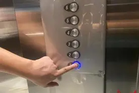 加装电梯时八旬老人拒不交钱，事后却反悔？32户业主不同意了图片