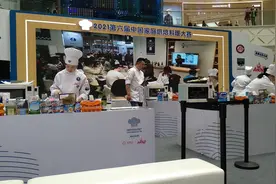 亲子烘焙 甜蜜“爆棚”图片