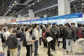 2022届广西高校毕业生双选会举办 提供超过1.5万个岗位图片