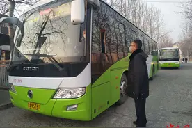 公交安全员·为出行保驾护航图片