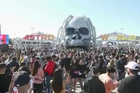 全美为这件事吵翻了！8人被踩死，数百人受伤图片