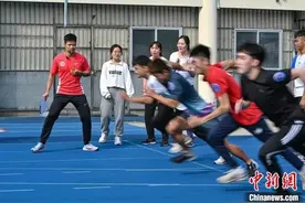 苏炳添让学生挑战“983”，第一名跑了多远？图片