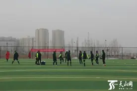 帕尔哈提执掌新疆U16男足帅印 向下届全运会发起冲击图片