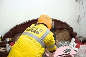 杭州女子几乎每天点外卖，100多位小哥默默做了同一件事……真相太暖图片