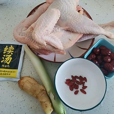 老母鸡炖花胶要放些什么好 2026年老母鸡炖花胶的做法 老母鸡炖花胶要放些什么好 2026年老母鸡炖花胶的做法