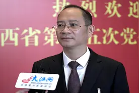 兴国县委书记李贱贵：建设工业强城乡美百姓富作风好的“模范兴国”图片