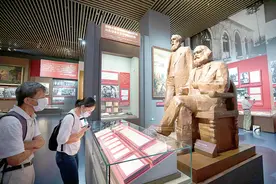 始终坚持马克思主义立场观点方法——对话中央党校（国家行政学院）科学社会主义教研部教授李志勇图片