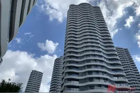 交10多年社保才有资格，数千万元一套仍被疯抢，上海豪宅为何这样火？图片